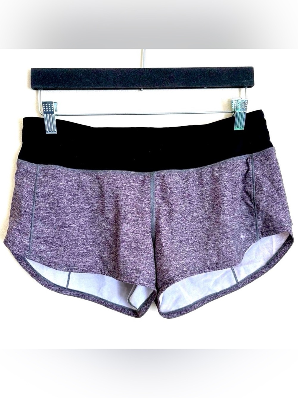 Lululemon Athletica Speed Running Shorts Sz 6